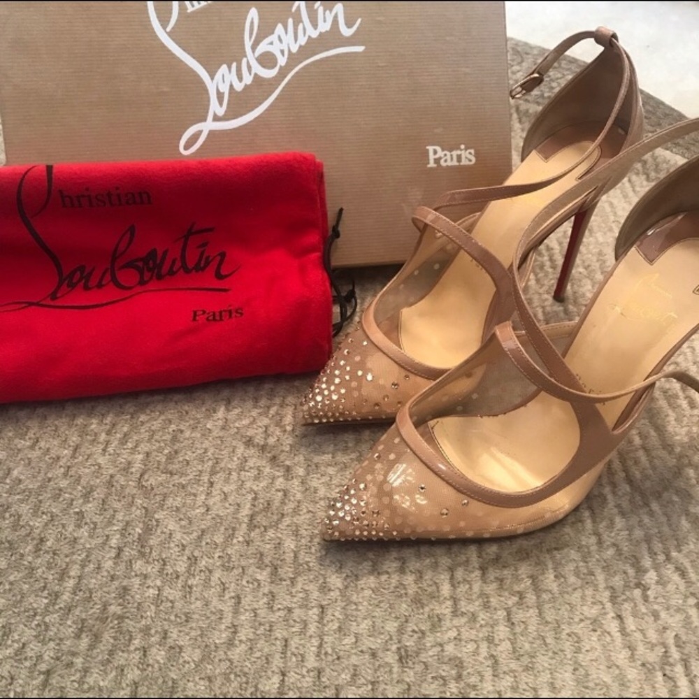 Christian Louboutin twistissima strauss nude heels